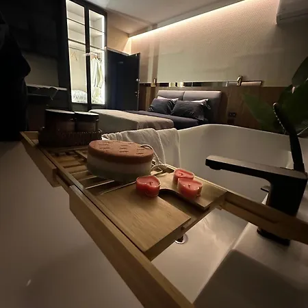 La Mirage & ティラナ