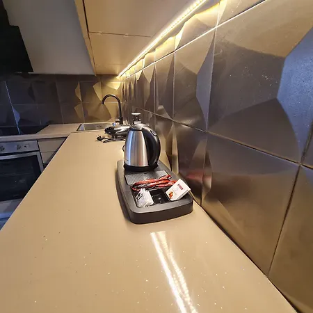 La Mirage & Apartment *