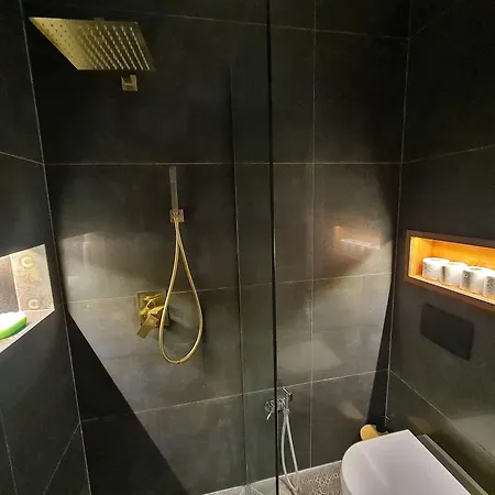 Apartment La Mirage & Tirana