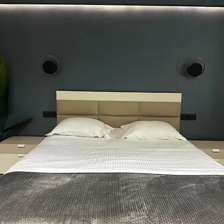 La Mirage & Appartement Tirana