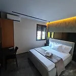 La Mirage Suites&apartments Apartamento