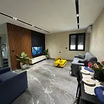 Appartamento La Mirage & *