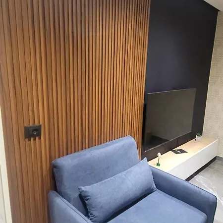 La Mirage 01