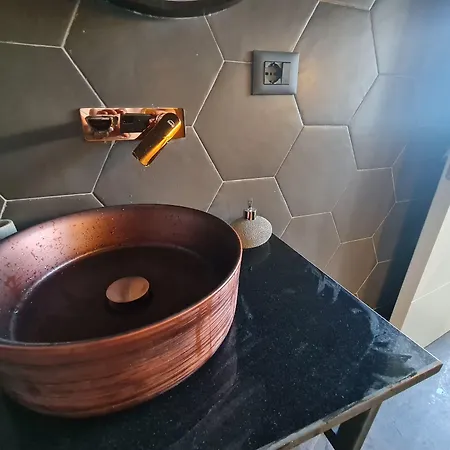 La Mirage & Daire Tiran