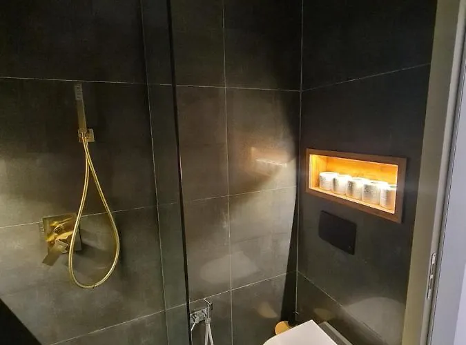 Apartament La Mirage & Tirana